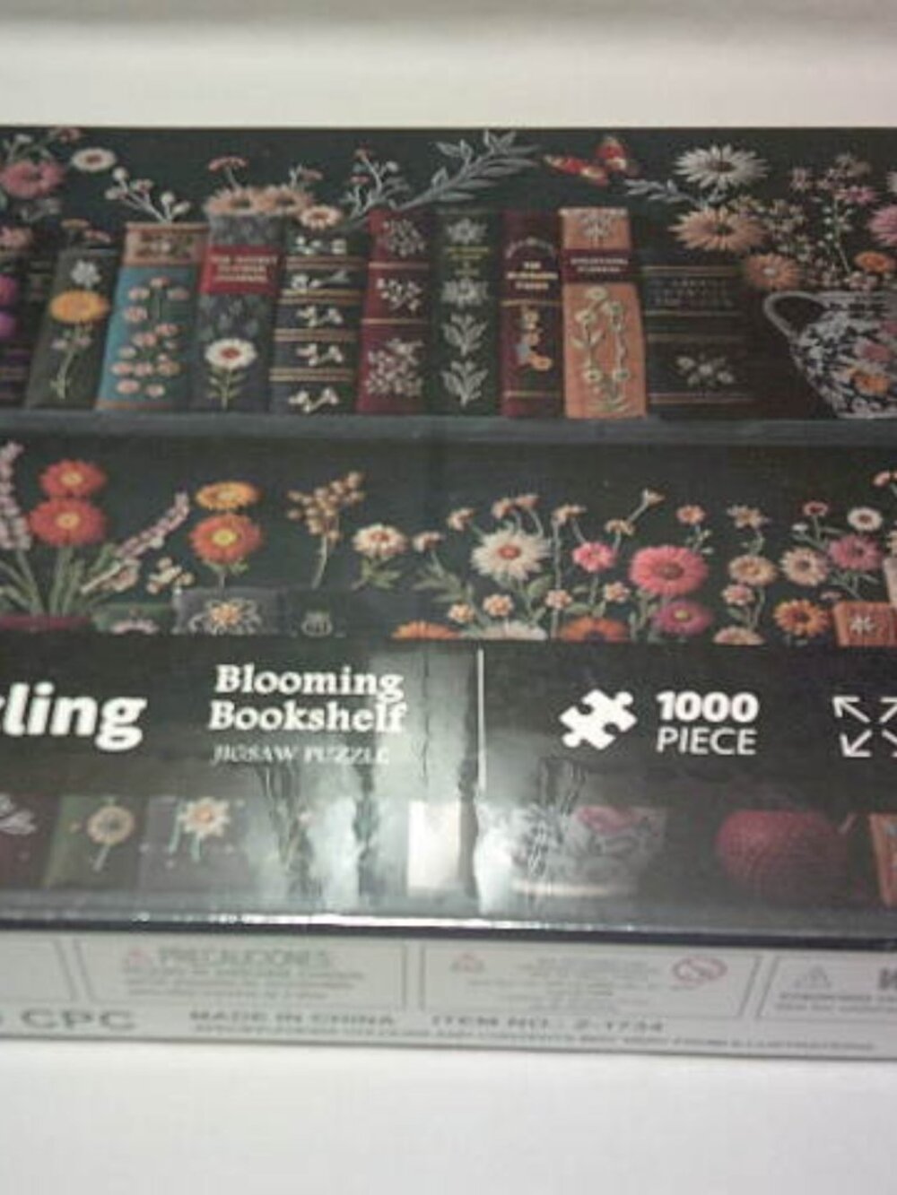 NEW PPUZZLING BLOOMING BOOKSHELF 1000 PC EMBROIDERED DESIGN PUZZLE AGES 14+ 🧩🧩